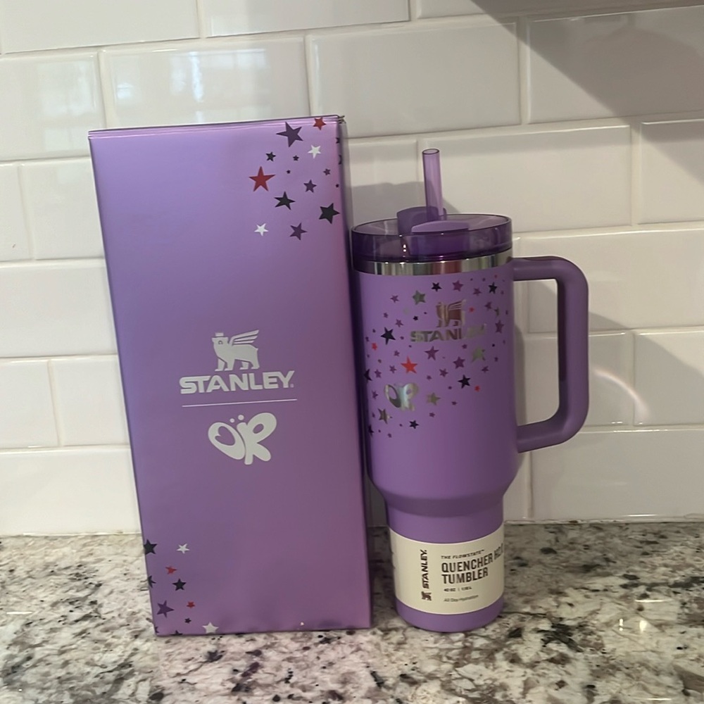 NIB Olivia Rodrigo Stanley 40oz